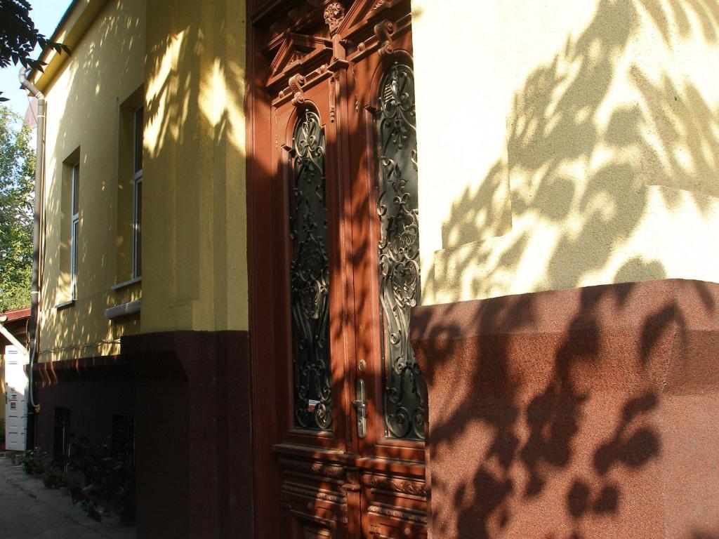 Kretan Hostel Βουκουρέστι Εξωτερικό φωτογραφία