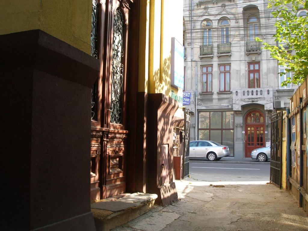 Kretan Hostel Βουκουρέστι Εξωτερικό φωτογραφία