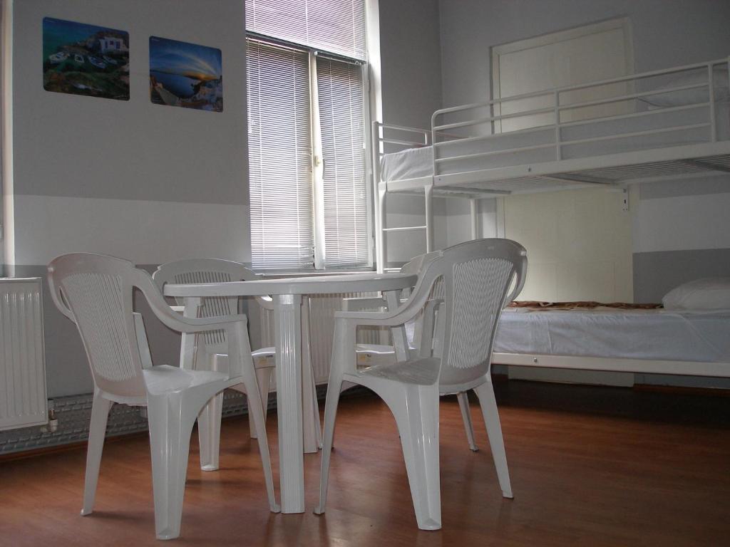 Kretan Hostel Βουκουρέστι Δωμάτιο φωτογραφία