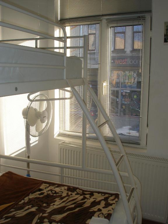 Kretan Hostel Βουκουρέστι Εξωτερικό φωτογραφία